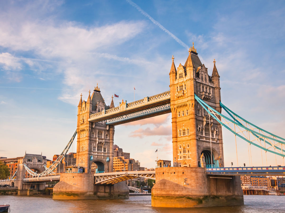 best travel guide for united kingdom