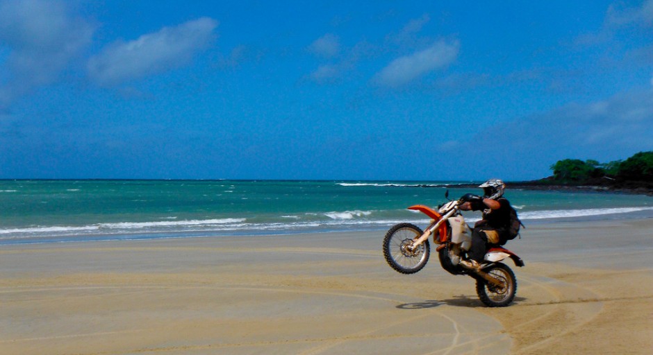 motorcycle trips queensland