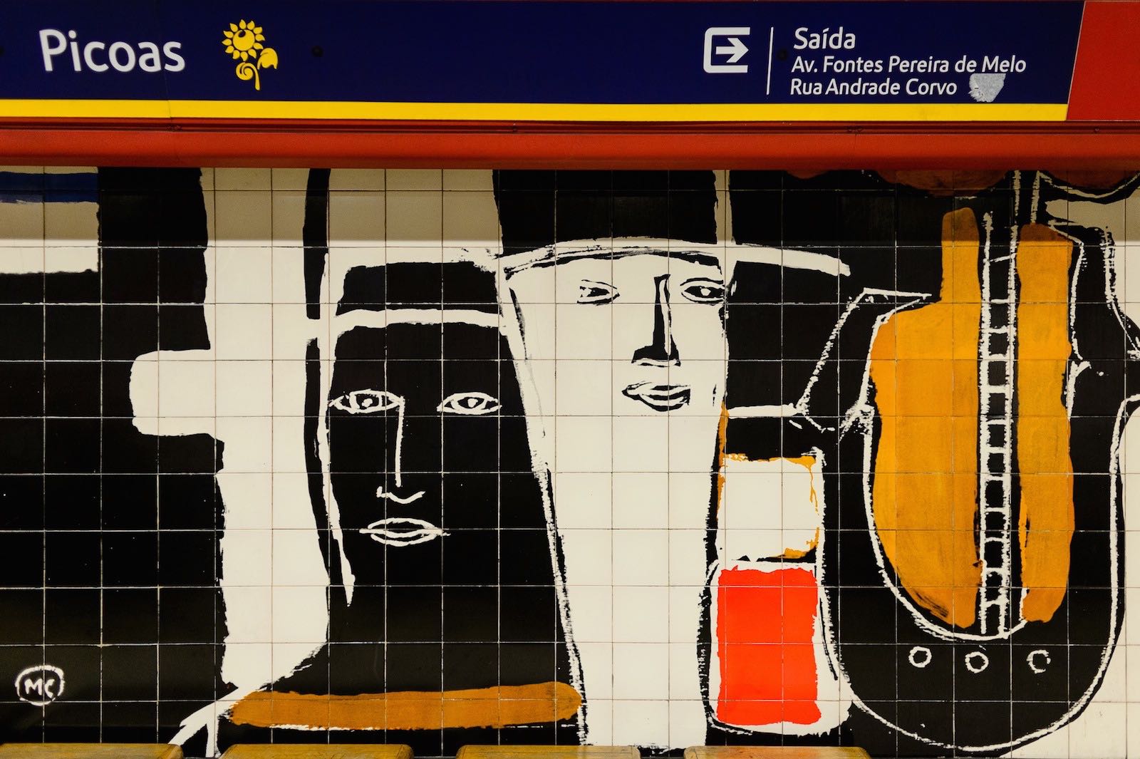 10 Picoas - art in the metro