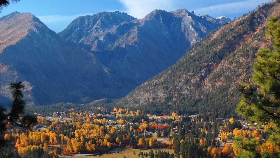13 reasons you need to see Leavenworth, WA, in the fall