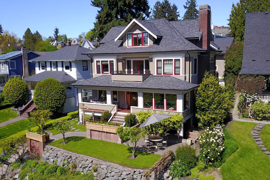 Guide to the neighborhoods of Seattle and best Airbnbs in the area