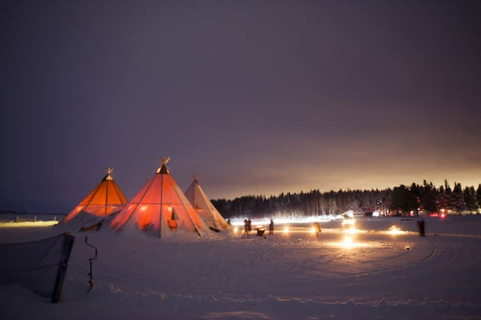 Brandon Sweden tents dinner