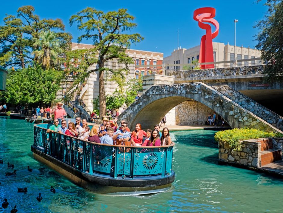 san antonio boat tour