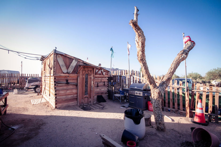 What does living without laws in Slab City really look like