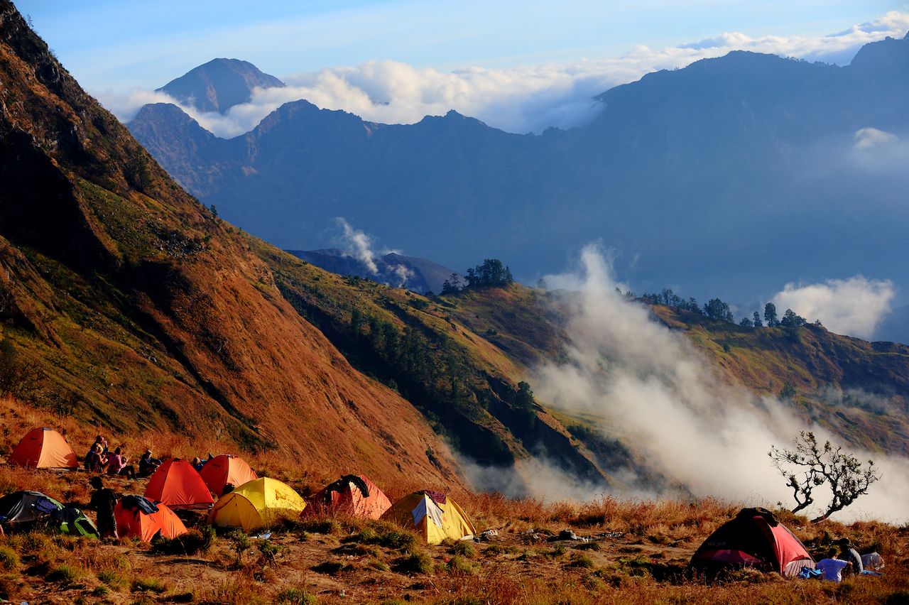 camping on Rinjani Volcano