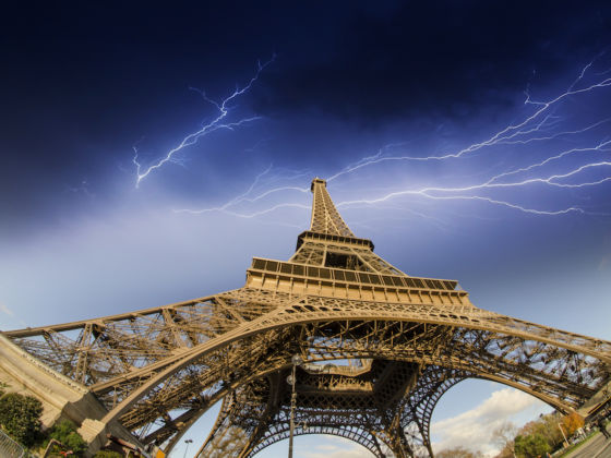 The Eiffel Tower Was Struck By An Insane Lightning Storm This Week