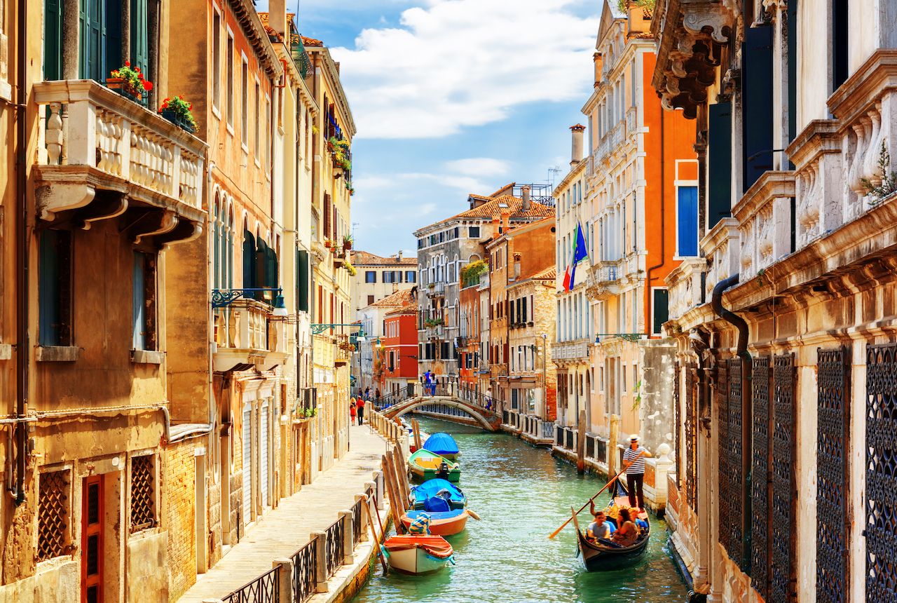 Ponte de la Bergami in Venice, Italy