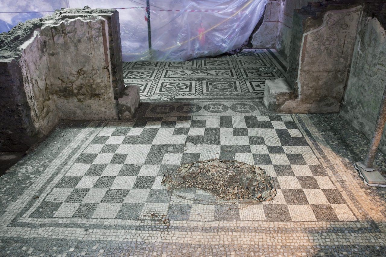 Ruins of a Roman military chief's Domus II AD found while doing construction for the Amba Aradam metro station in Rome_2