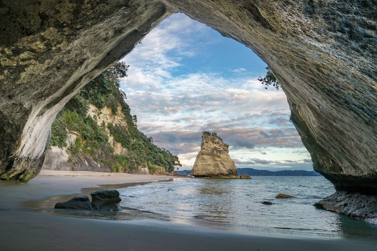 Cathedral Cove, Auckland, New Zealand