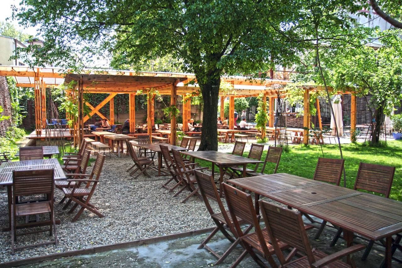 Café Verona outdoor dining in Bucharest, Romania