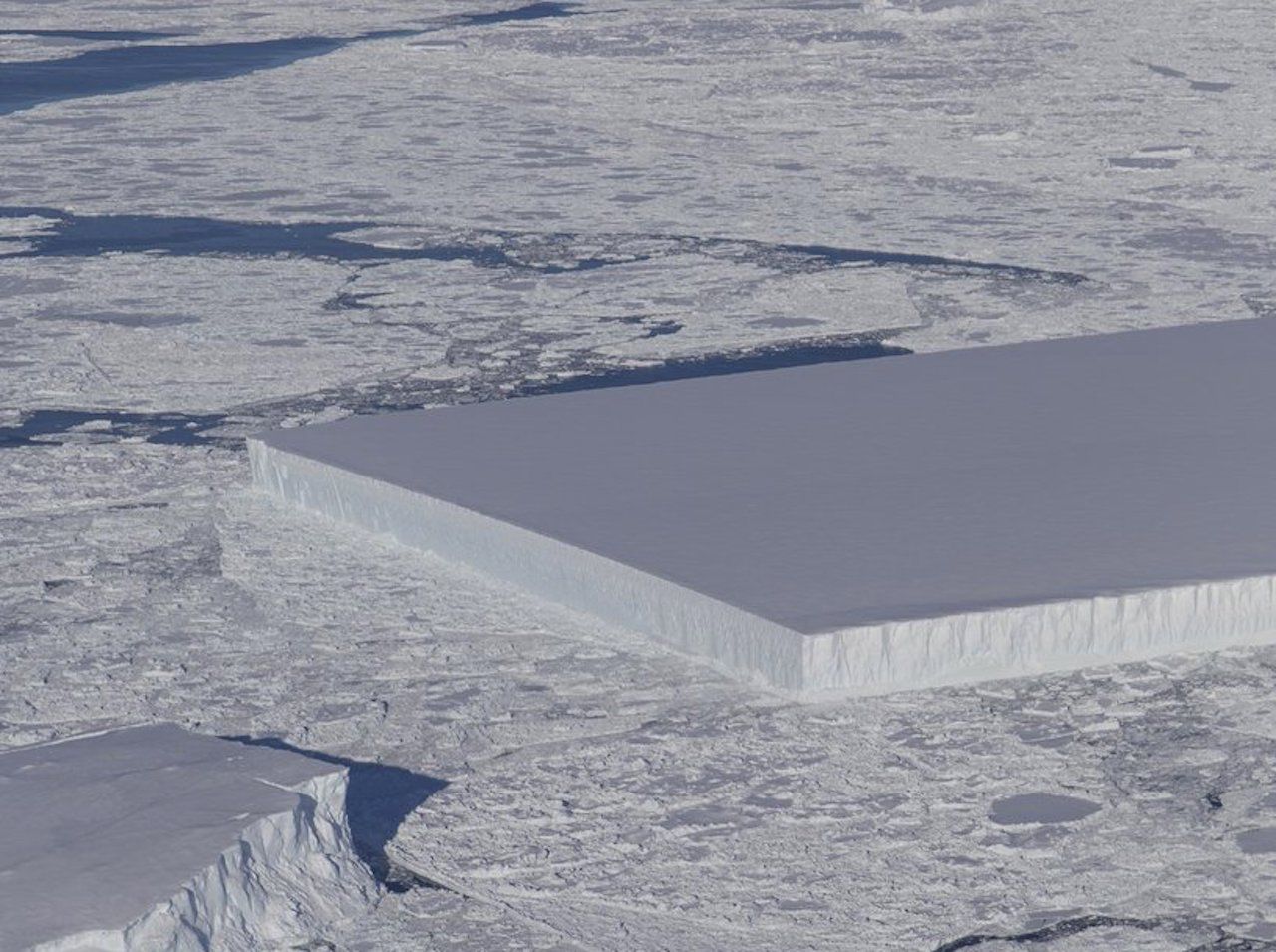 Perfectly rectangular iceberg