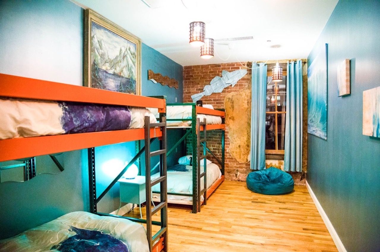 Hostel Fish dorm with bunkbeds in Denver