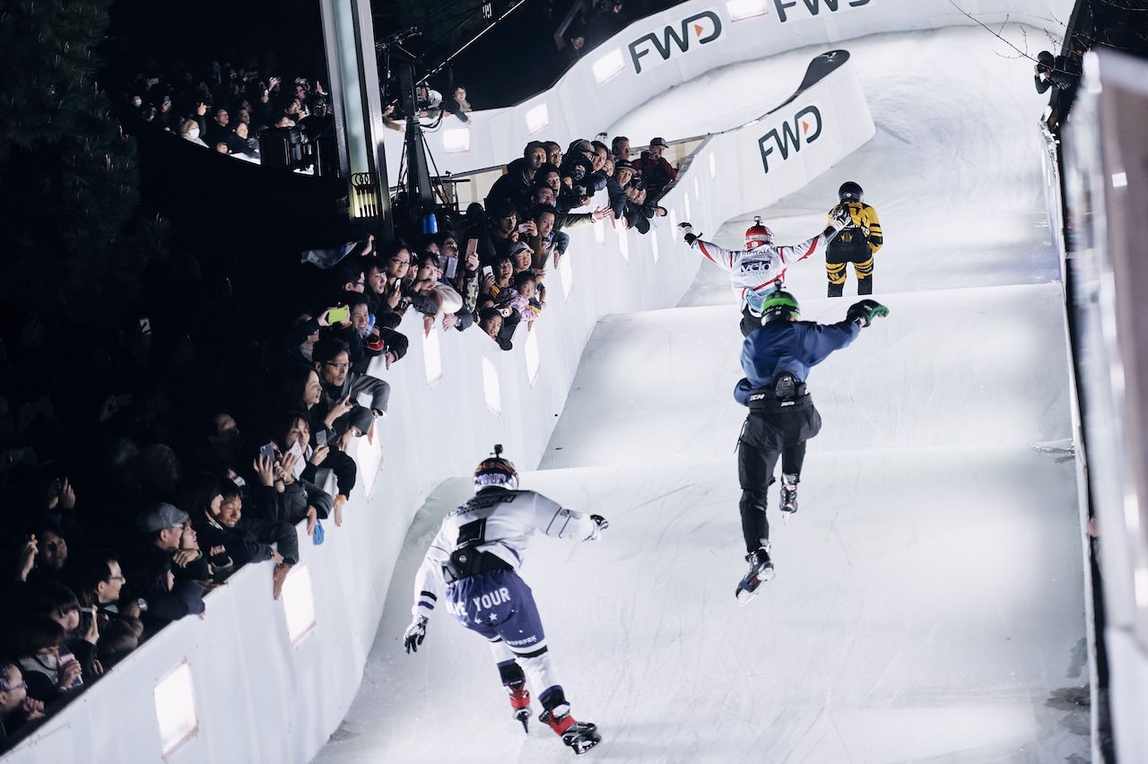 Crashed Ice competitors
