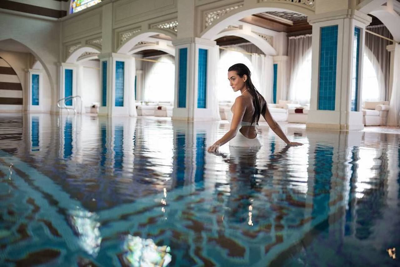 Woman in the pool at the luxury Jumeirah spa