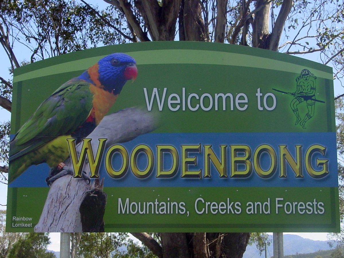 Giant bong attraction proposal in Woodenbong, Australia
