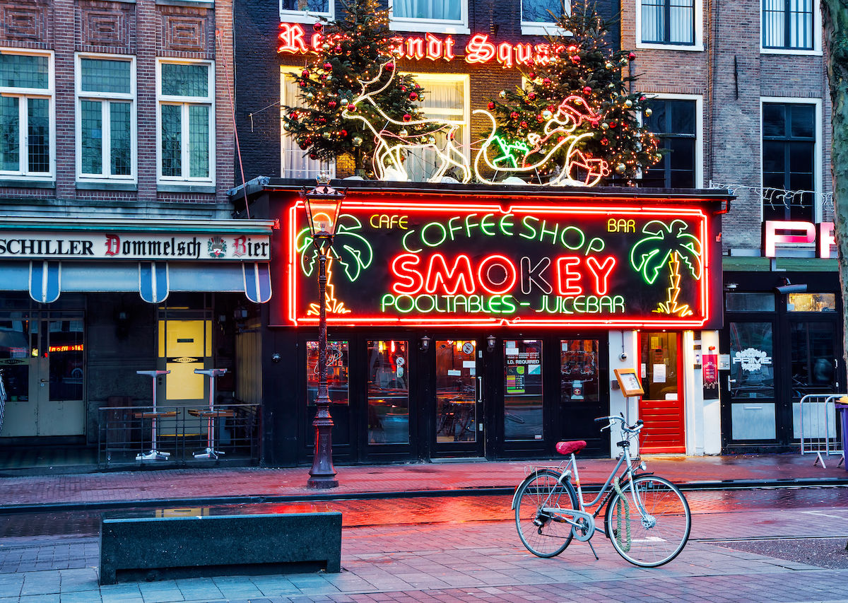 Amsterdam cannabis coffeeshop guide, marijuana smoking rules