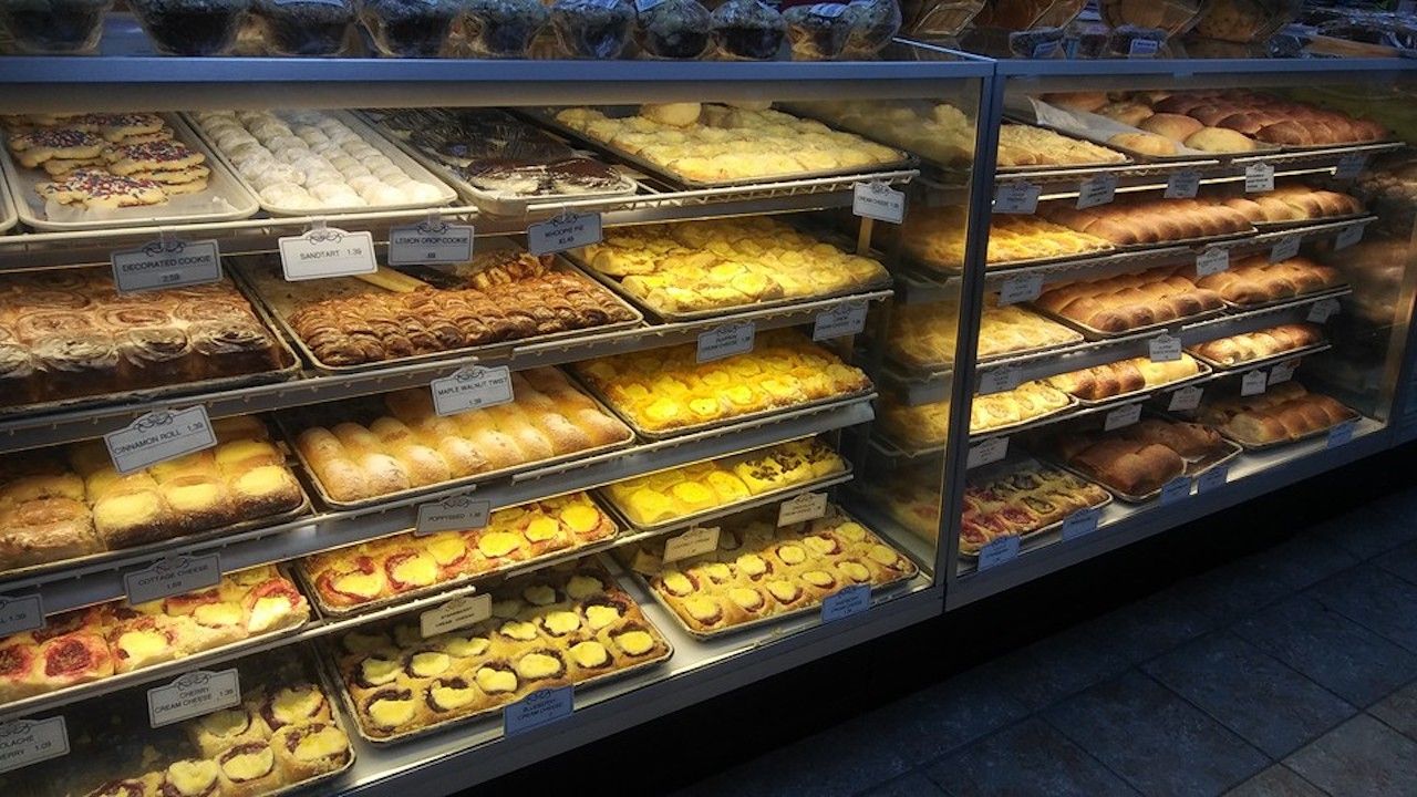 Czech Stop bakery display