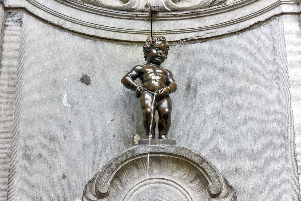 Famous statue Manneken Pis in Brussels