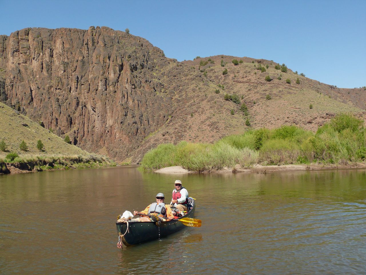 Tandem canoeing on the South Fork of the Owyhee River
