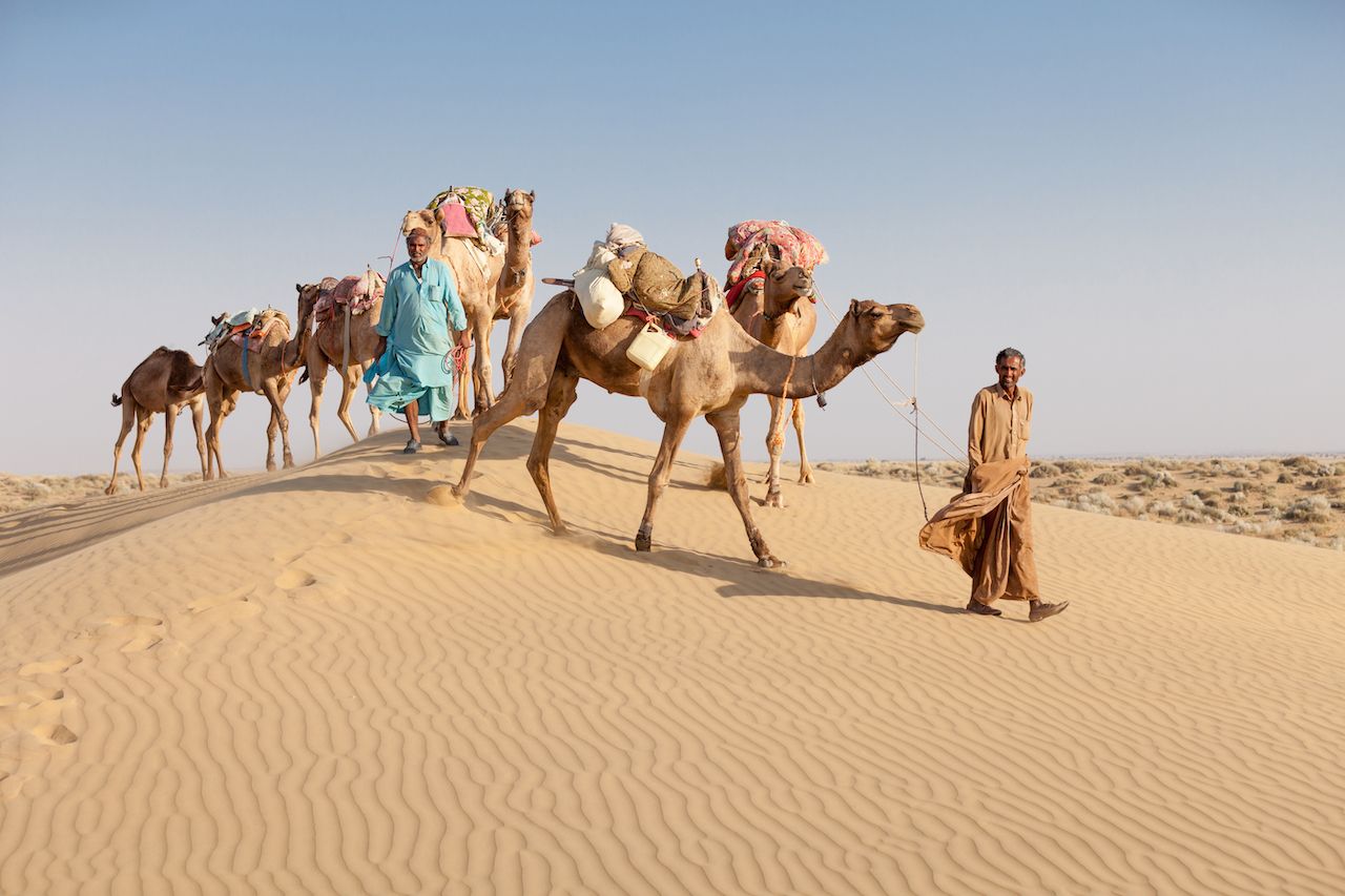 nomadic-tribes-from-around-the-world-that-still-exist