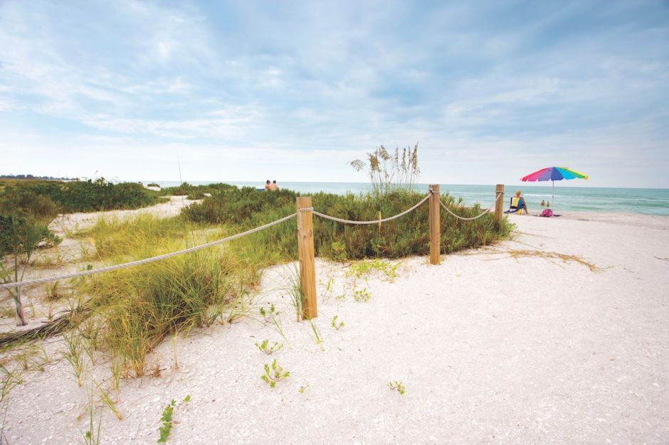 8 blissful ways to enjoy The Beaches of Fort Myers & Sanibel as a couple