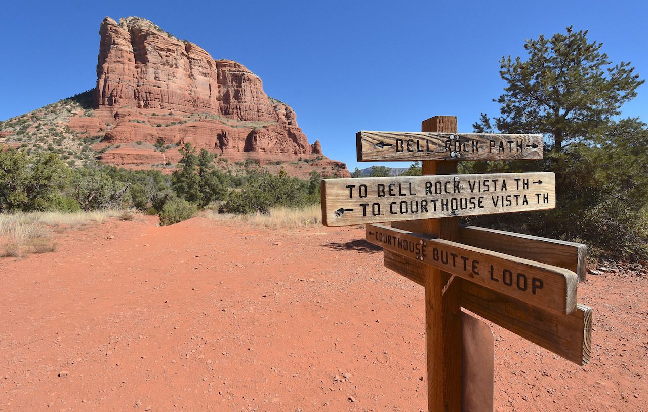 Bell Rock and Courthouse Butte Trail in Sedona, Arizona