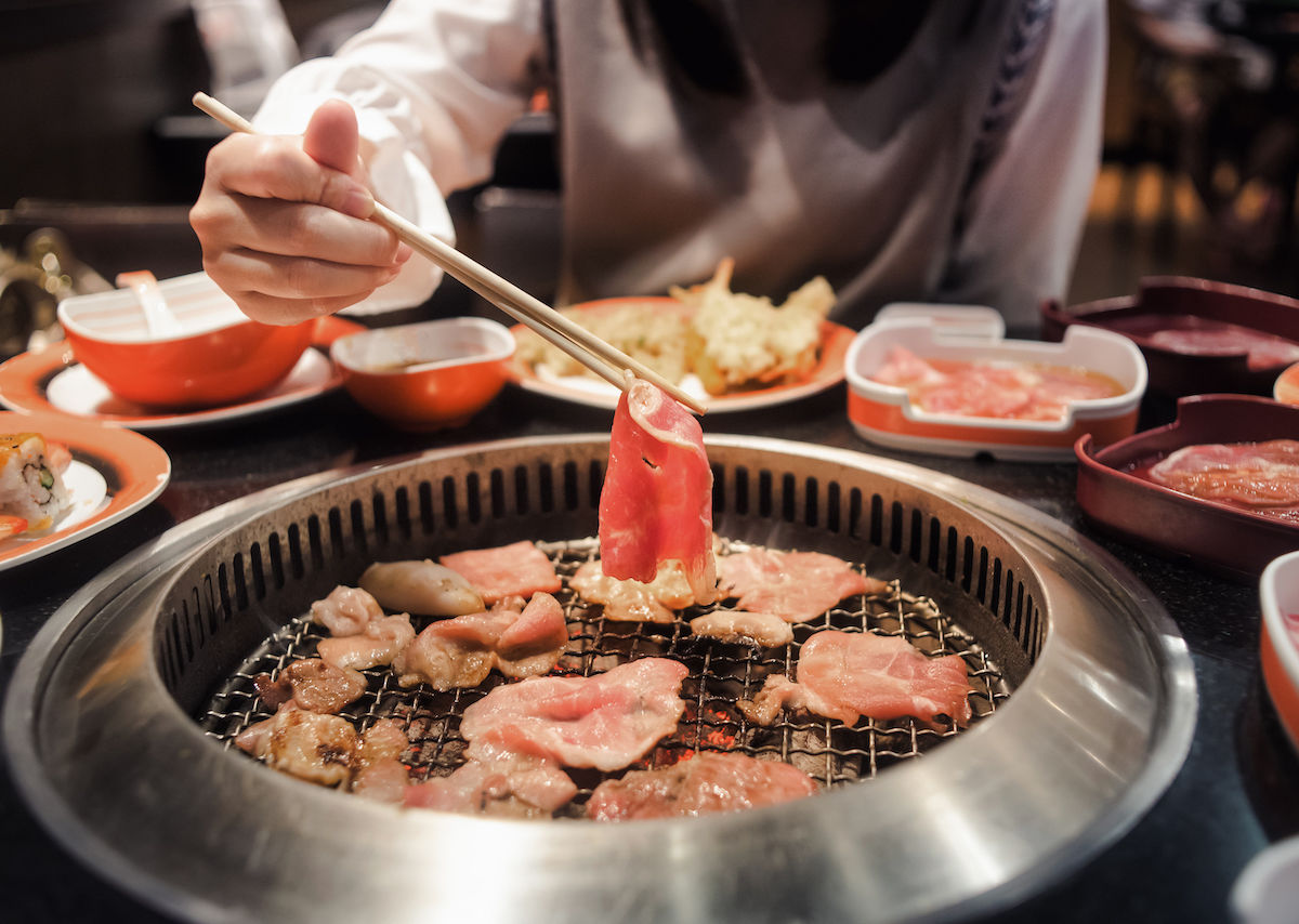 How to cook and eat Japanese barbecue