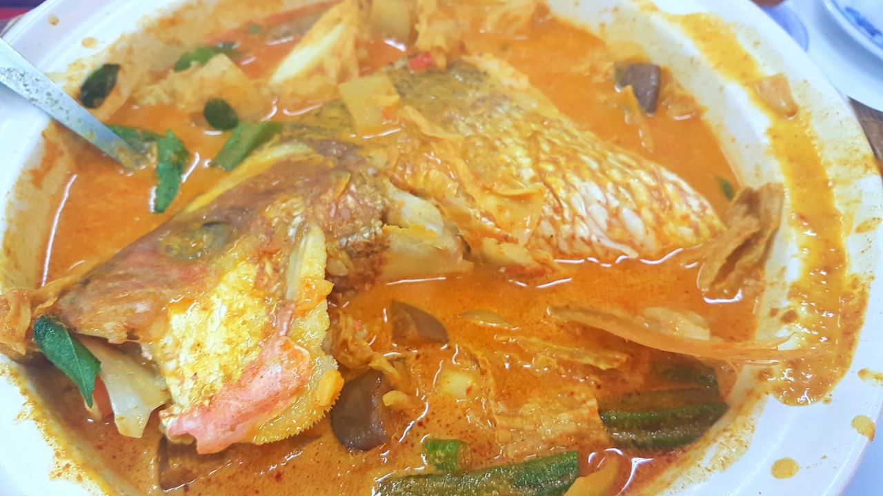 curry fish head with mixed vegetables