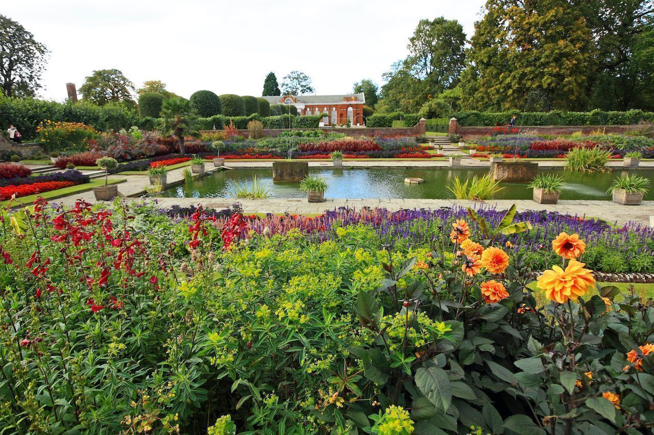 Kensington palace garden in London