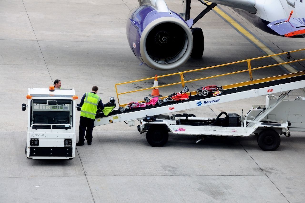 cabin baggage in flight