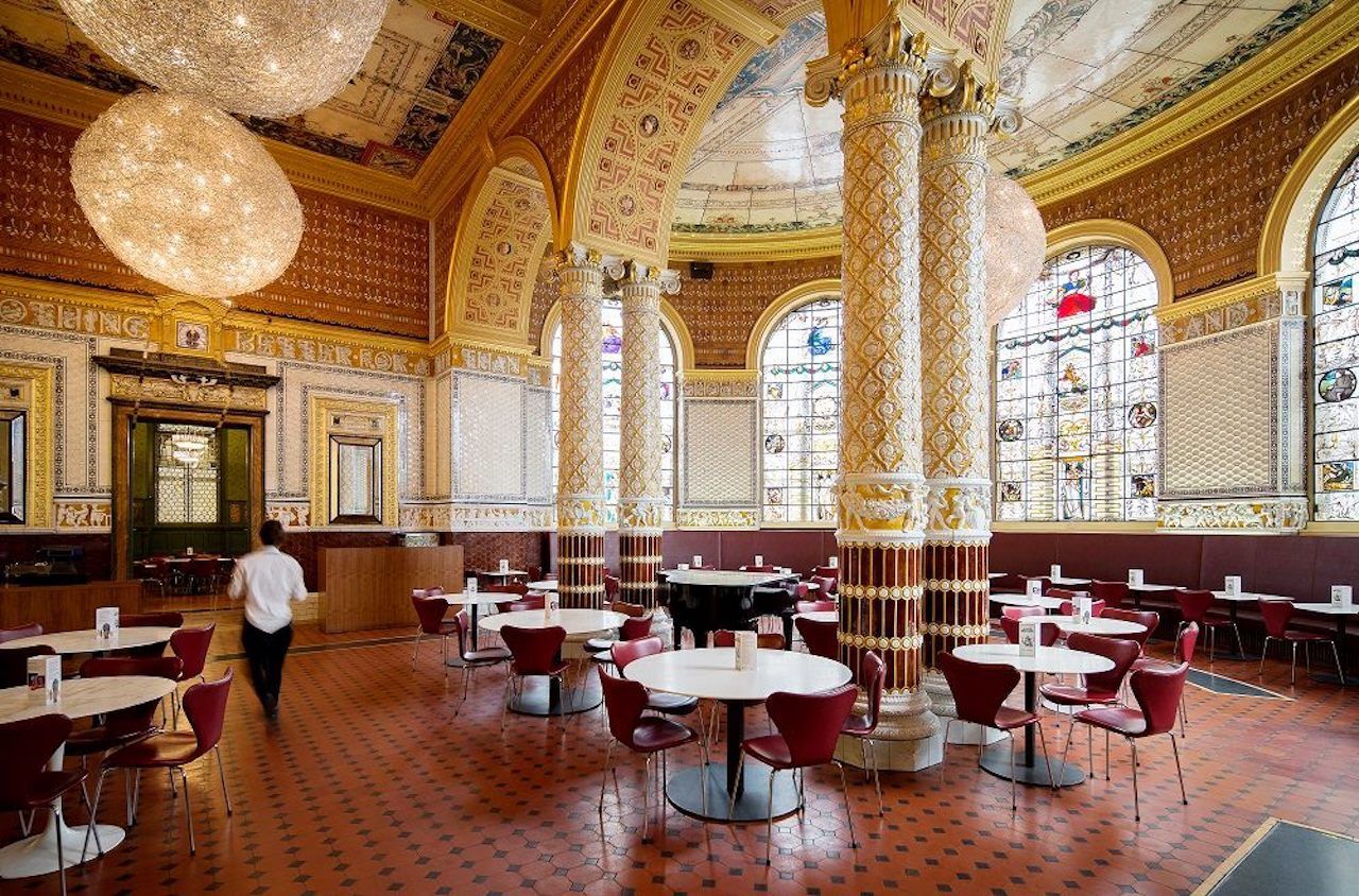 The Gamble Room, V&A Café, Victoria and Albert Museum. London, UK