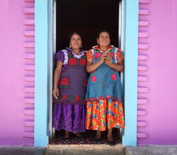 Mujeres de Oaxaca viajes diferentes desde Ciudad de México